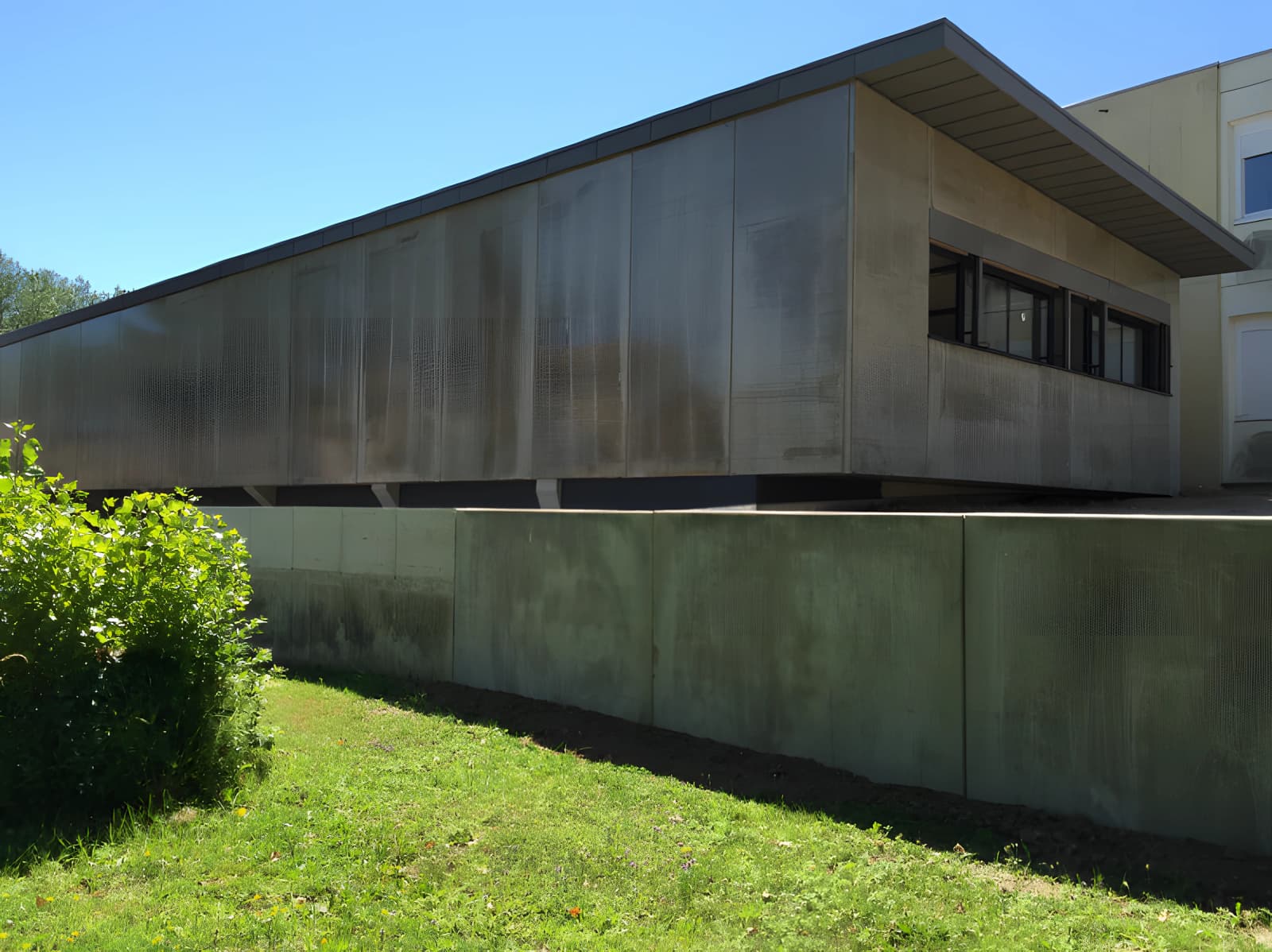 exterieur-+college-lugny.webp