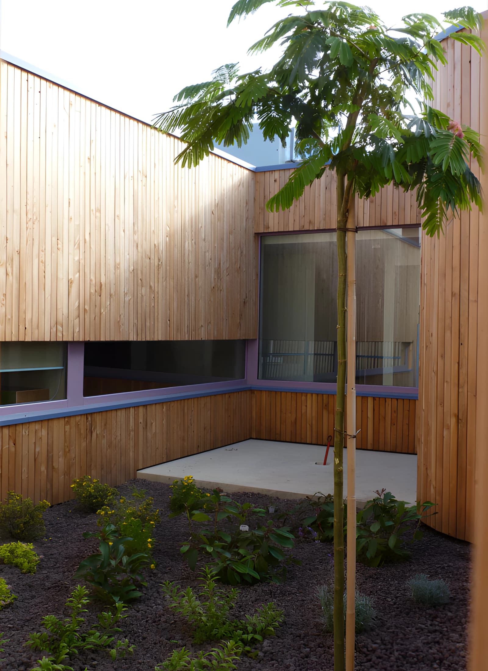 exterieur-CRECHE-LOUHANS.webp